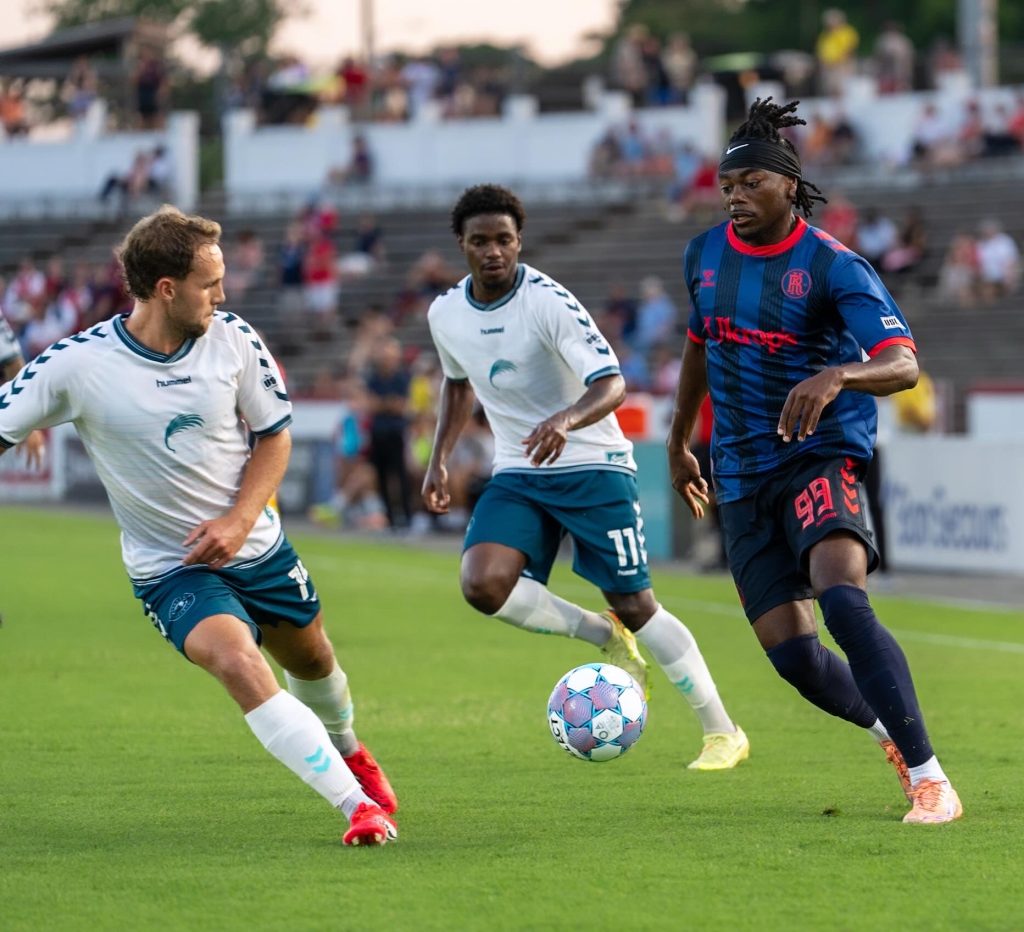 Richmond Kickers and Sarasota Paradise players compete at City Stadium in Richmond.